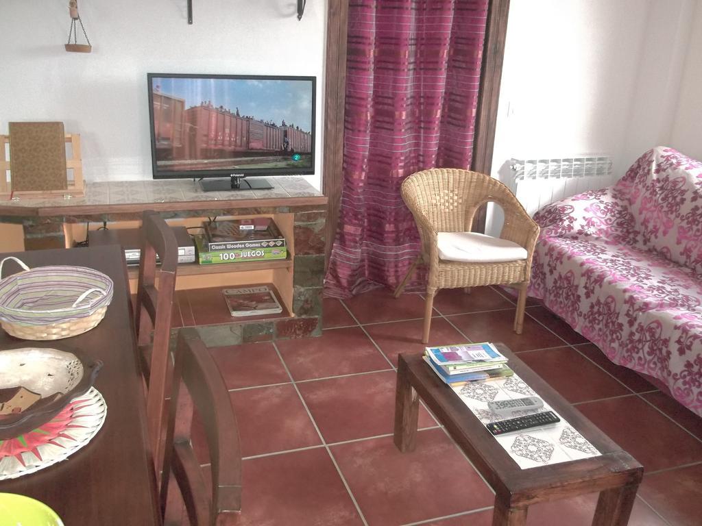 Apartamento El Dragon Serrano Sotoserrano 部屋 写真